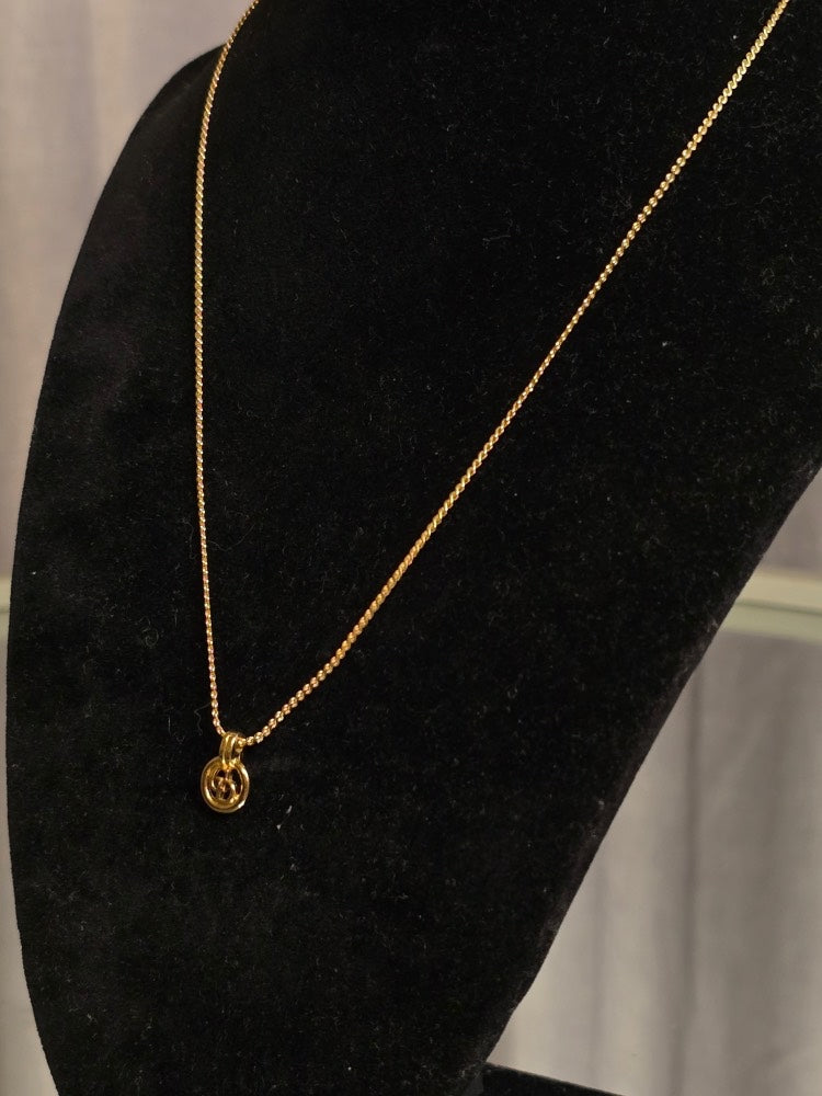 Dior Jewelry Classic Pendant Necklace Gold