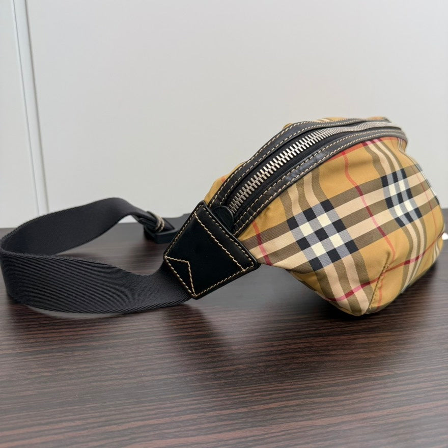 Burberry Luxury Plaid Bumbag Belt Bag Canvas Beige