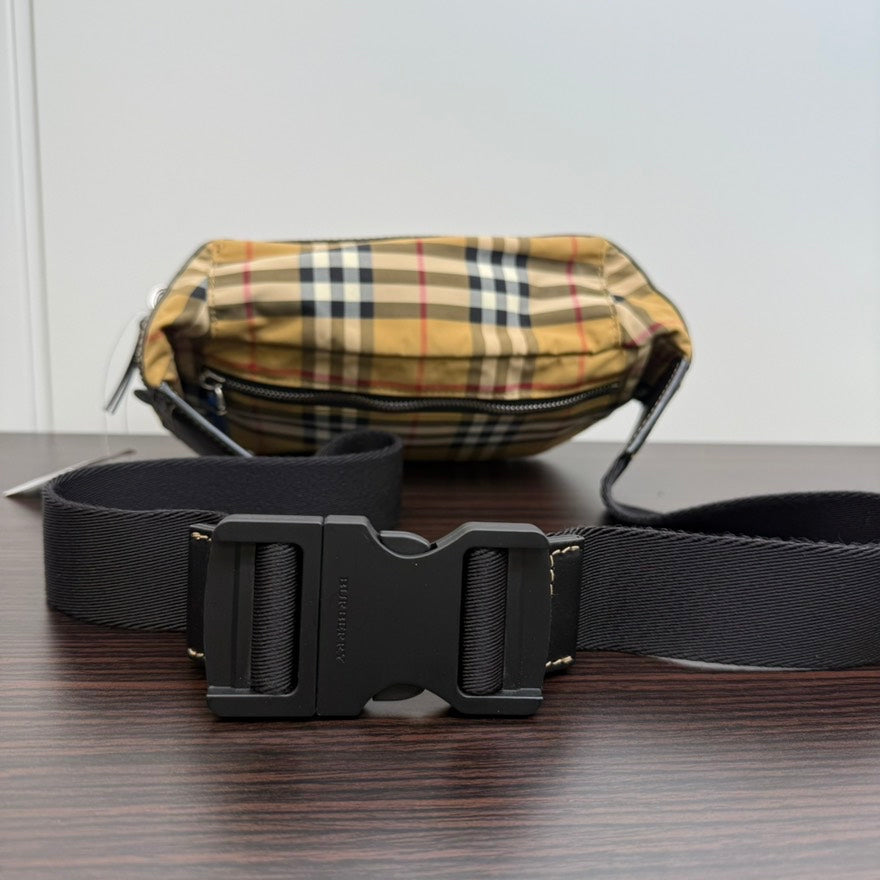 Burberry Luxury Plaid Bumbag Belt Bag Canvas Beige