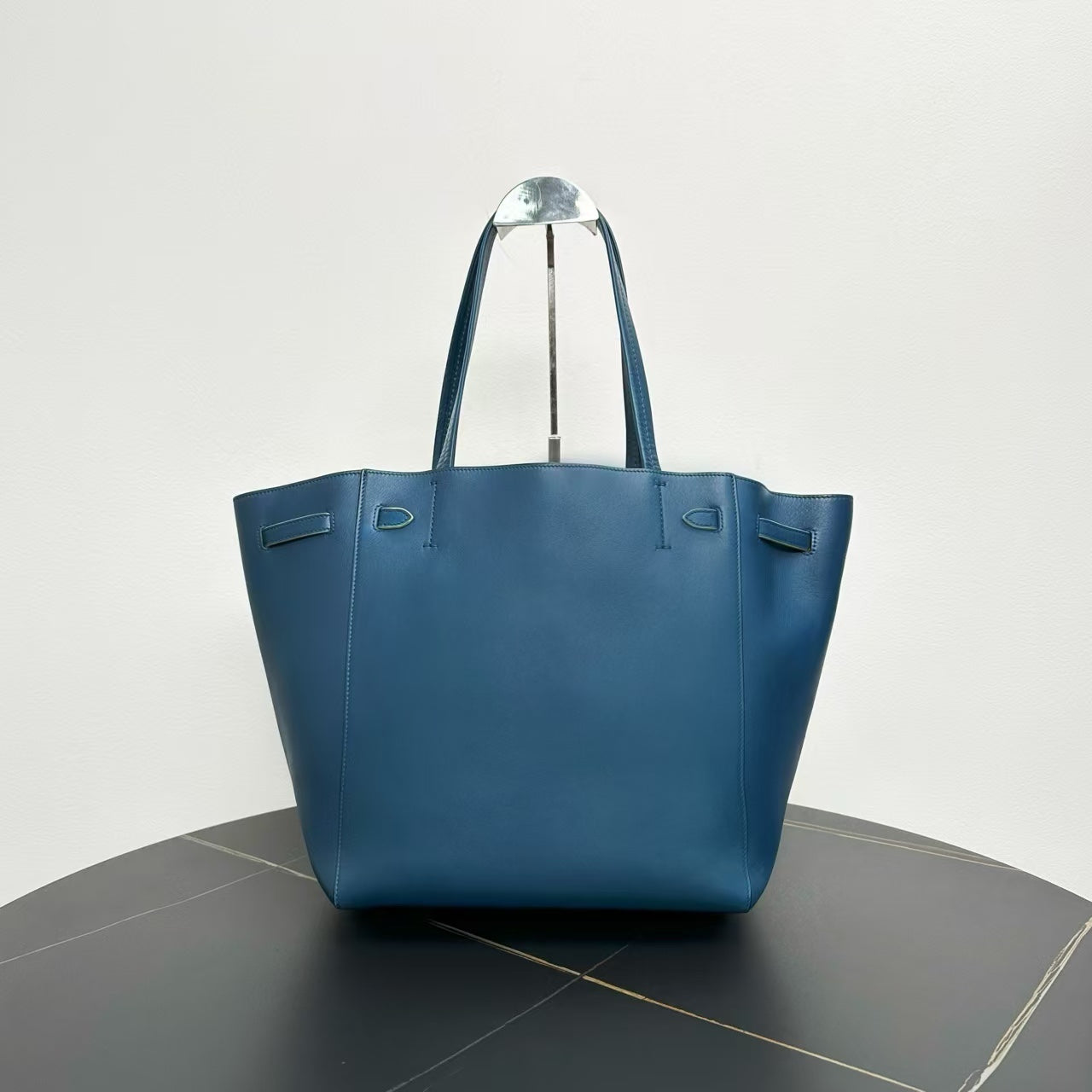 Luxury Cabas Phantom Tote Bag In Tote Leather Blue
