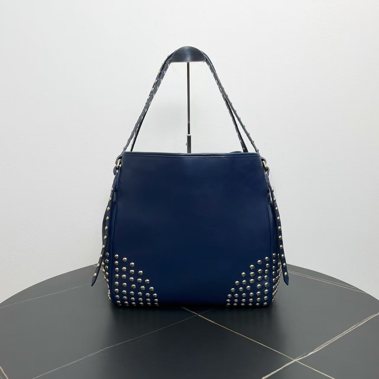Burberry Luxury Studded Tote Bag In Leather Navy