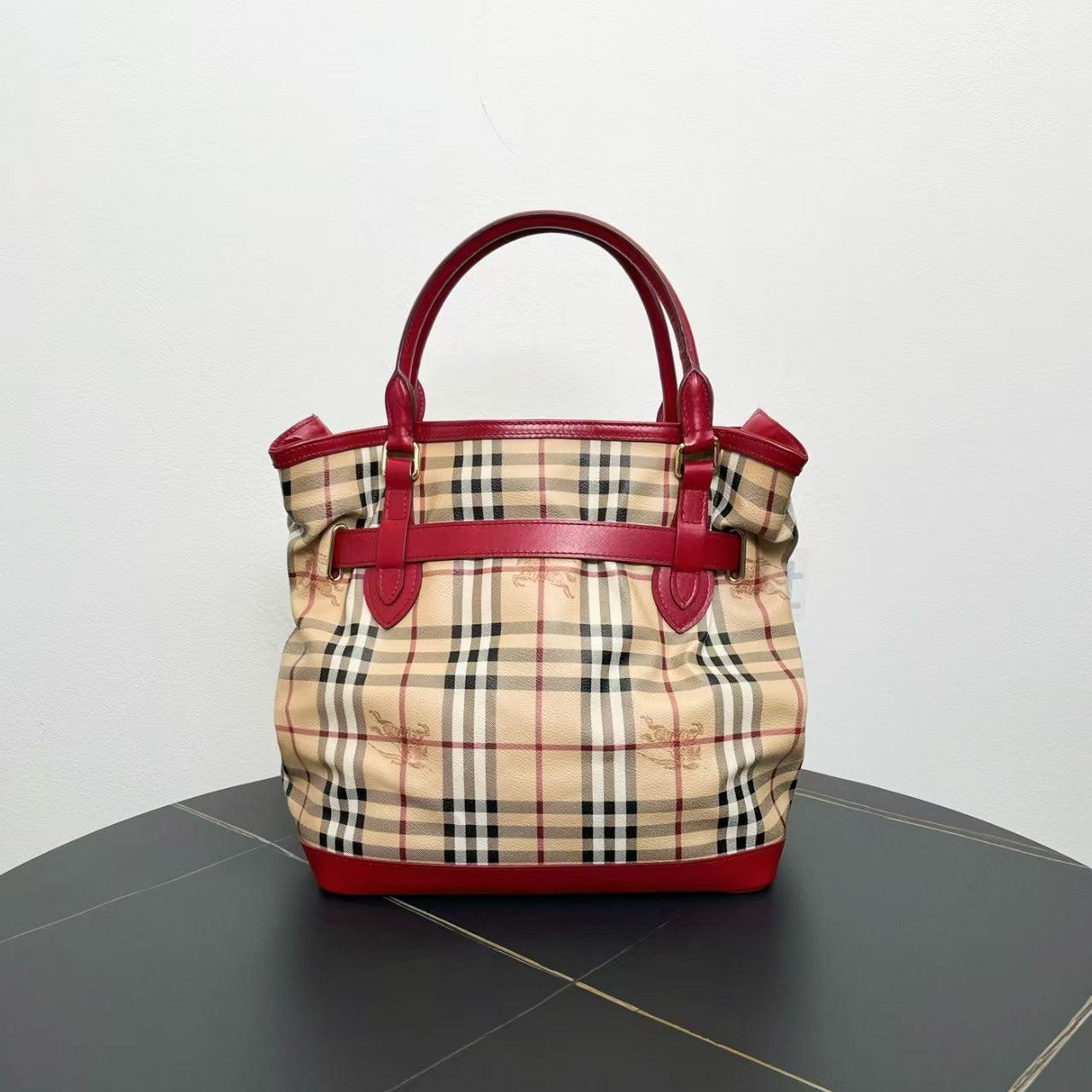 Burberry Luxury Two Way Plaid Shoulder Bag In Beige