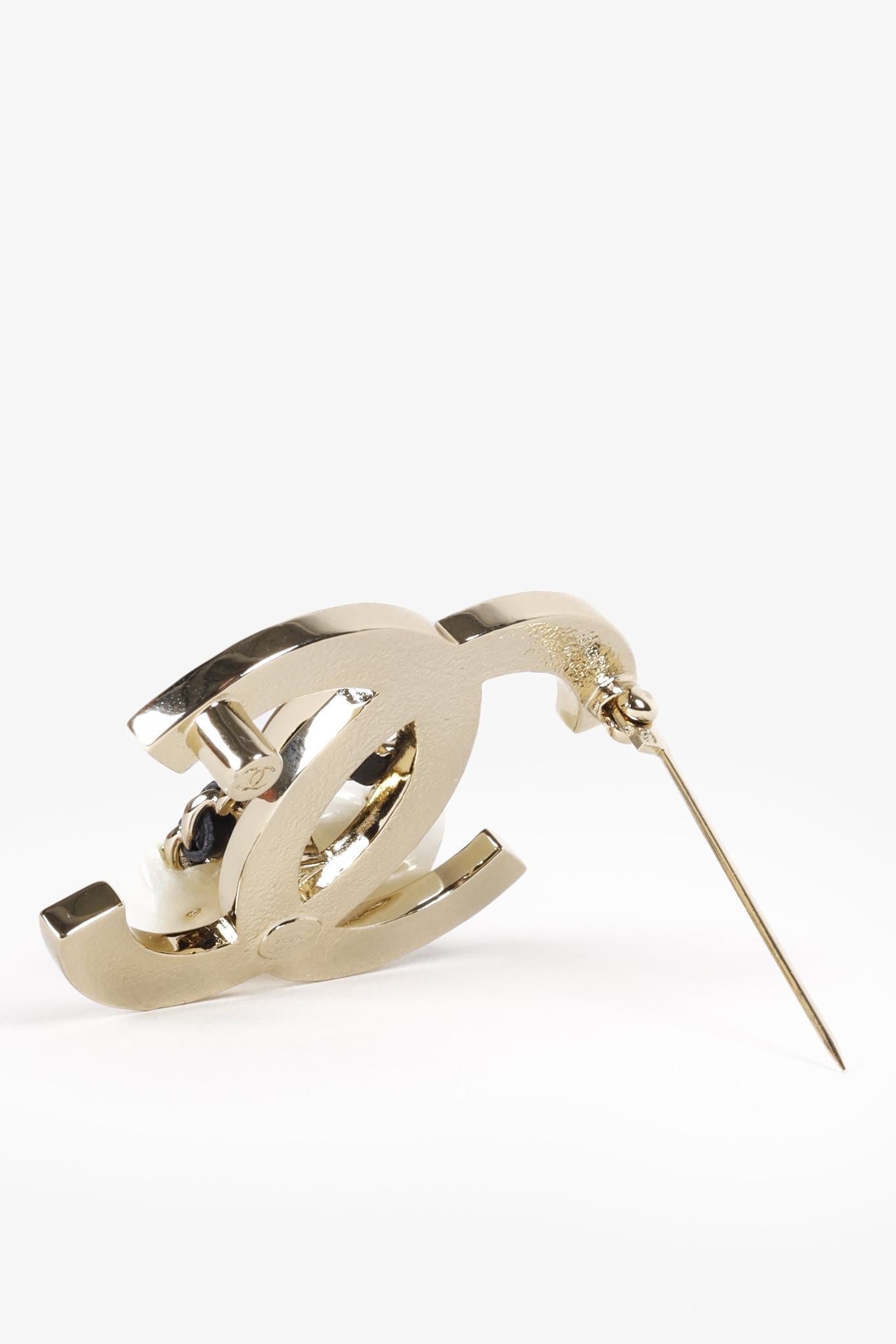 Chanel 2023 Cruise CC Charm Champagne Gold Brooch