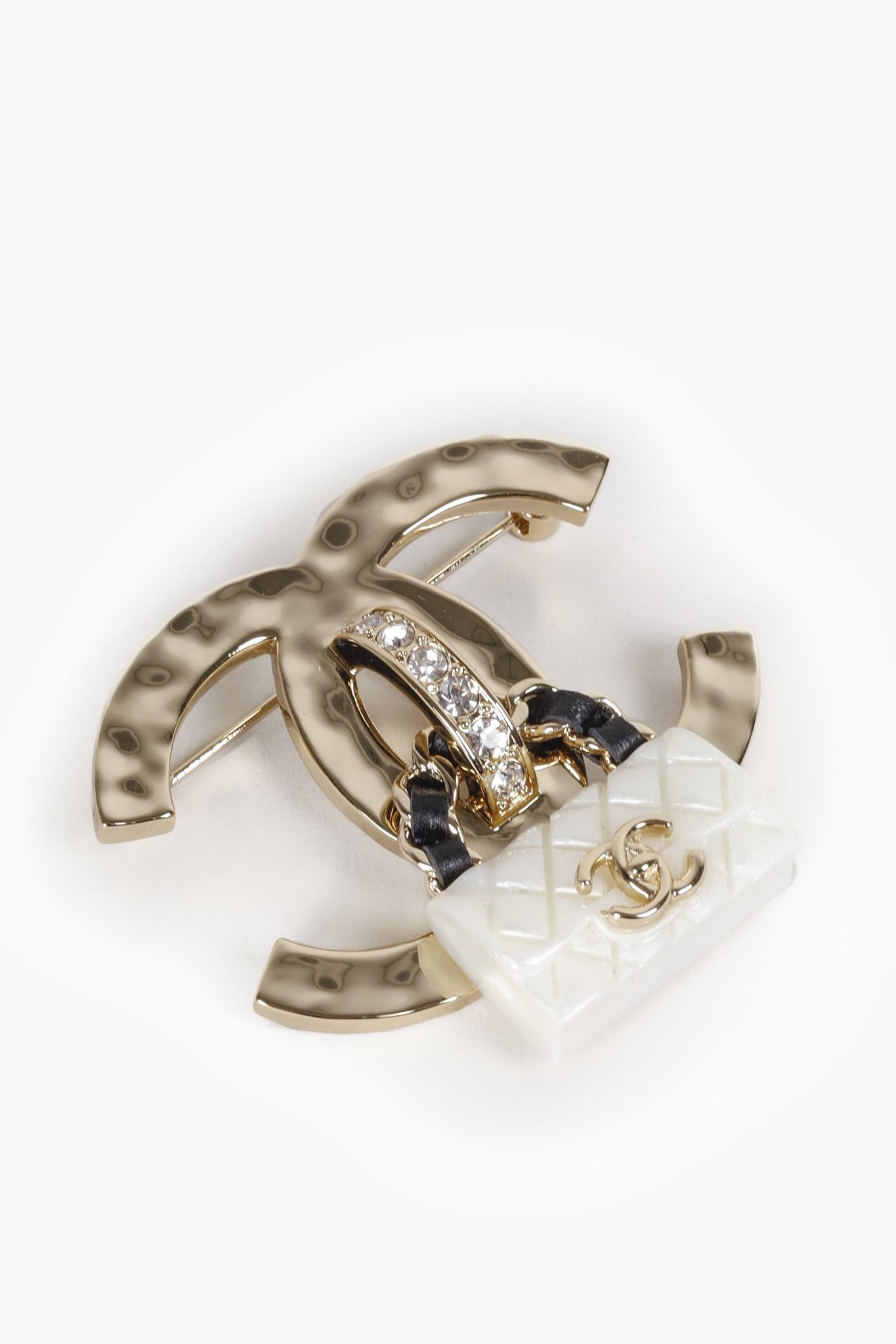 Chanel 2023 Cruise CC Charm Champagne Gold Brooch