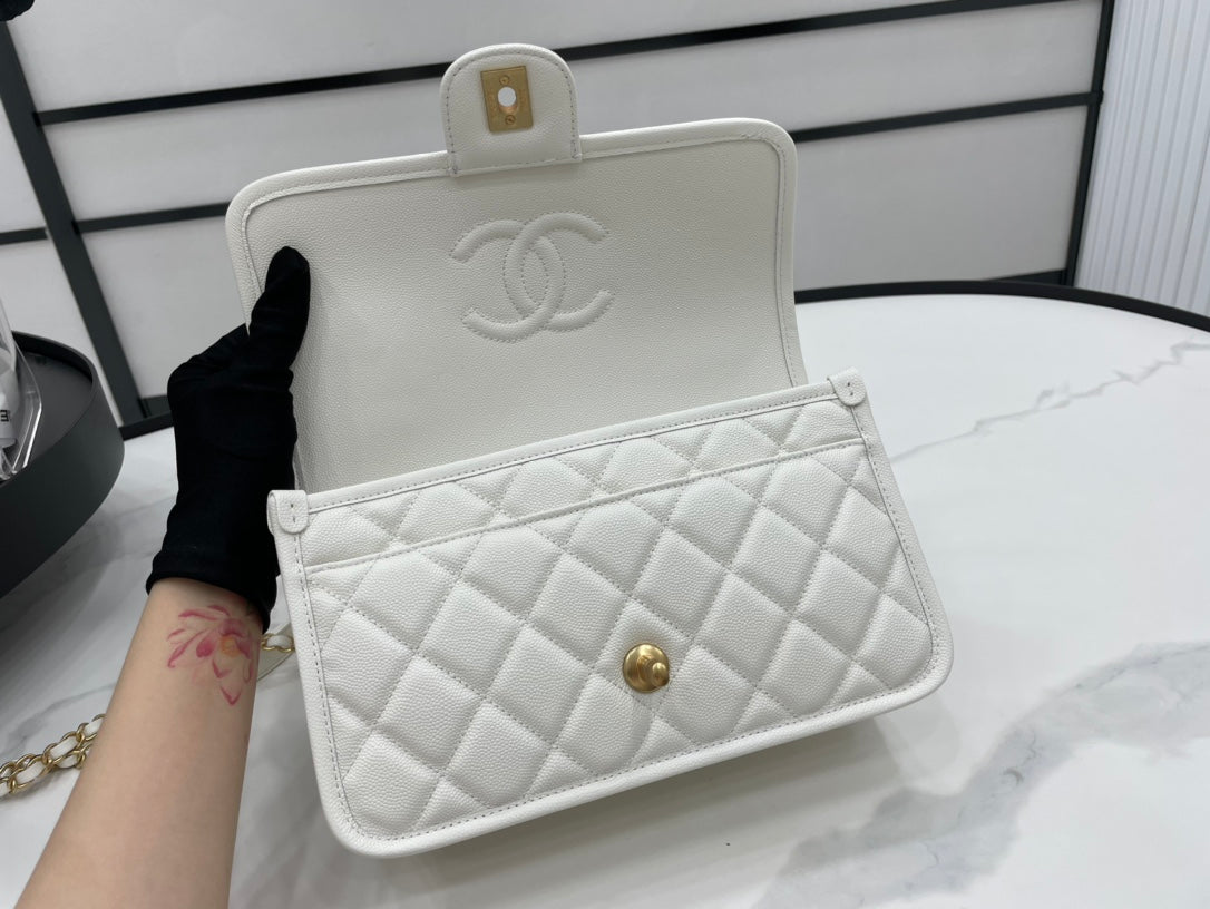 CHL 22K 9.8in 25cm White Travel Bag