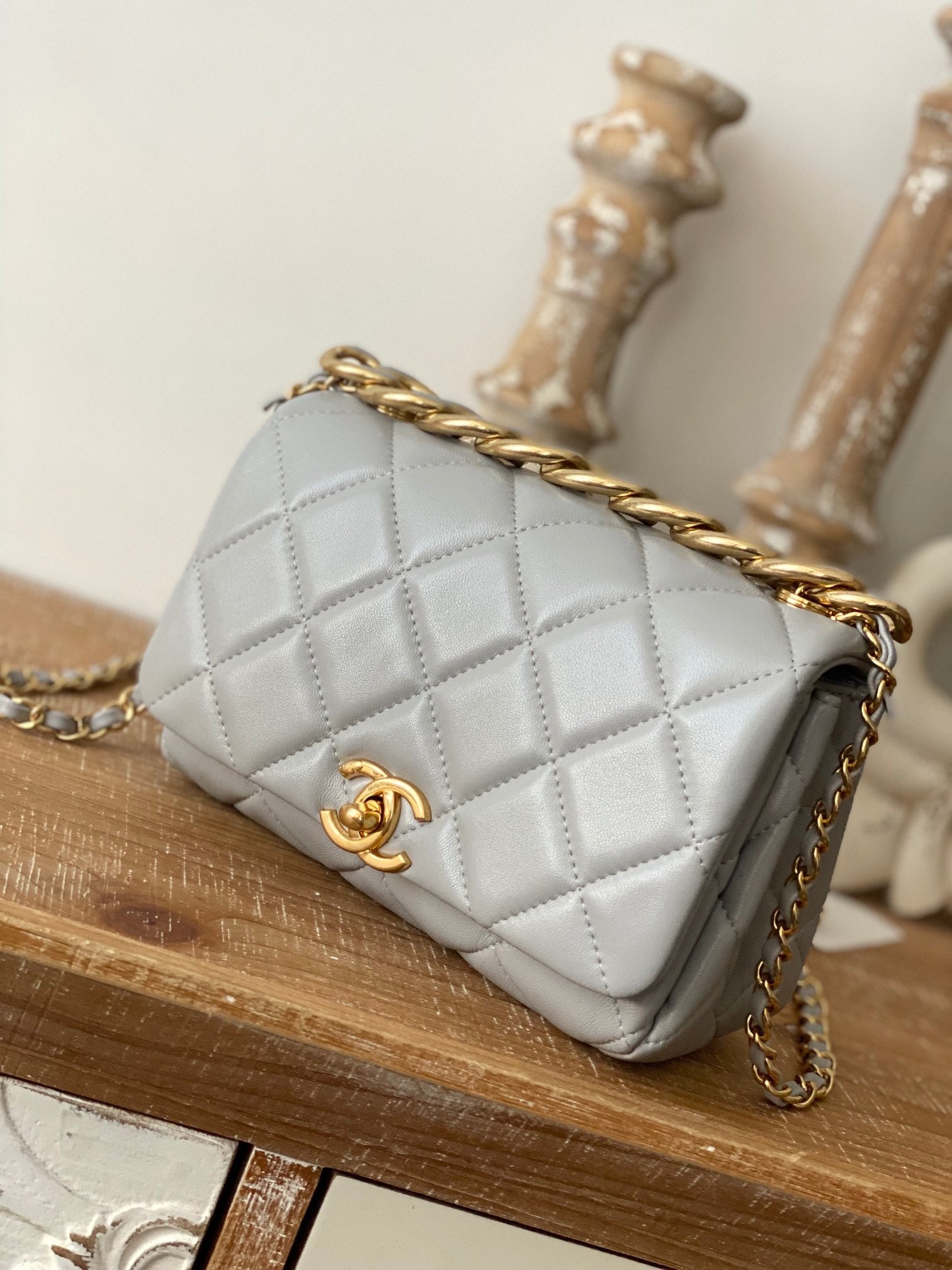 CHL Classic Top Qualityamond Top Gray Flap Travel Bag