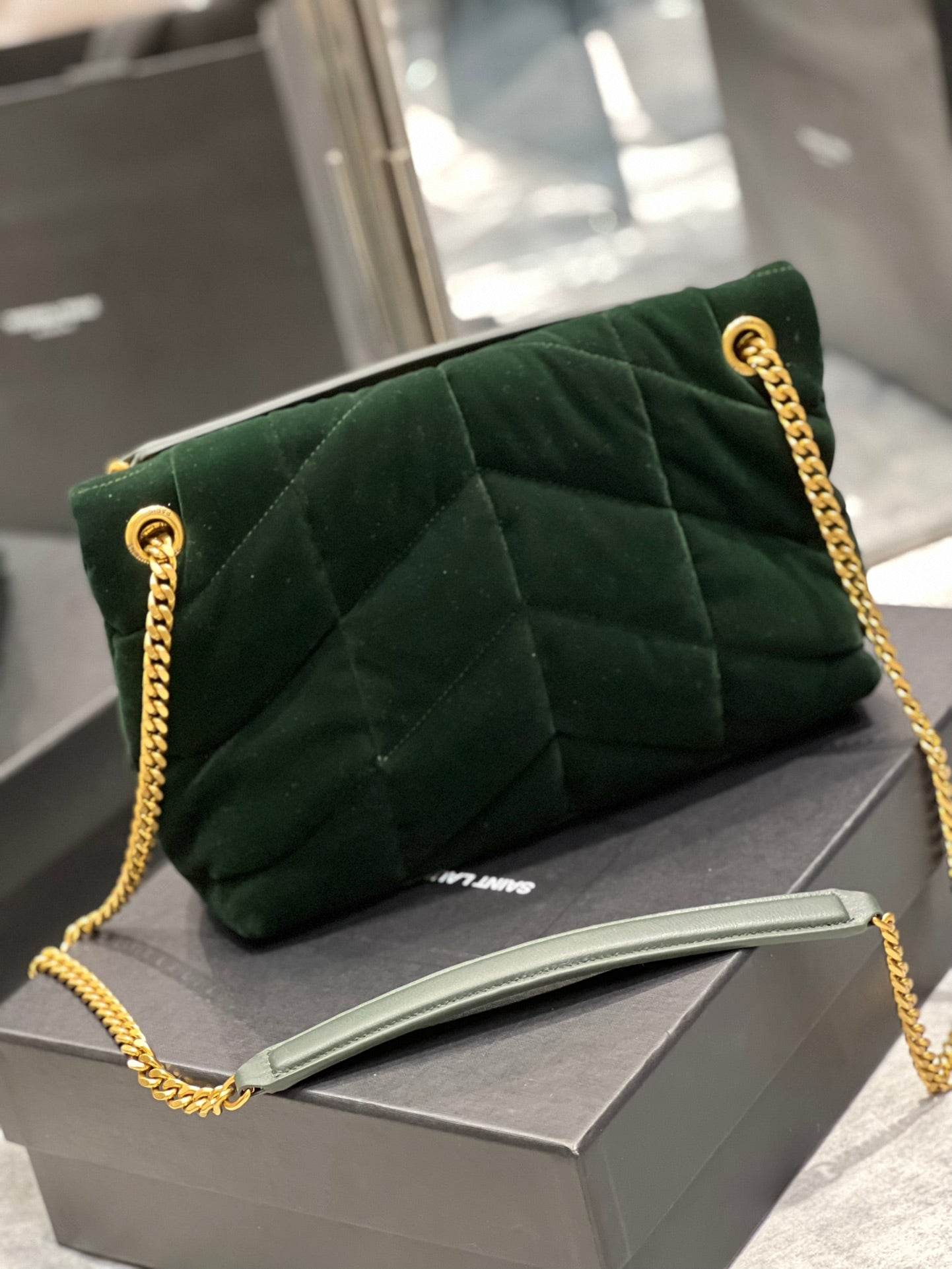 YSL Saint Laurent Puffer Crossbody Bag Monogram Chain 114In29Cm Ysl 6052