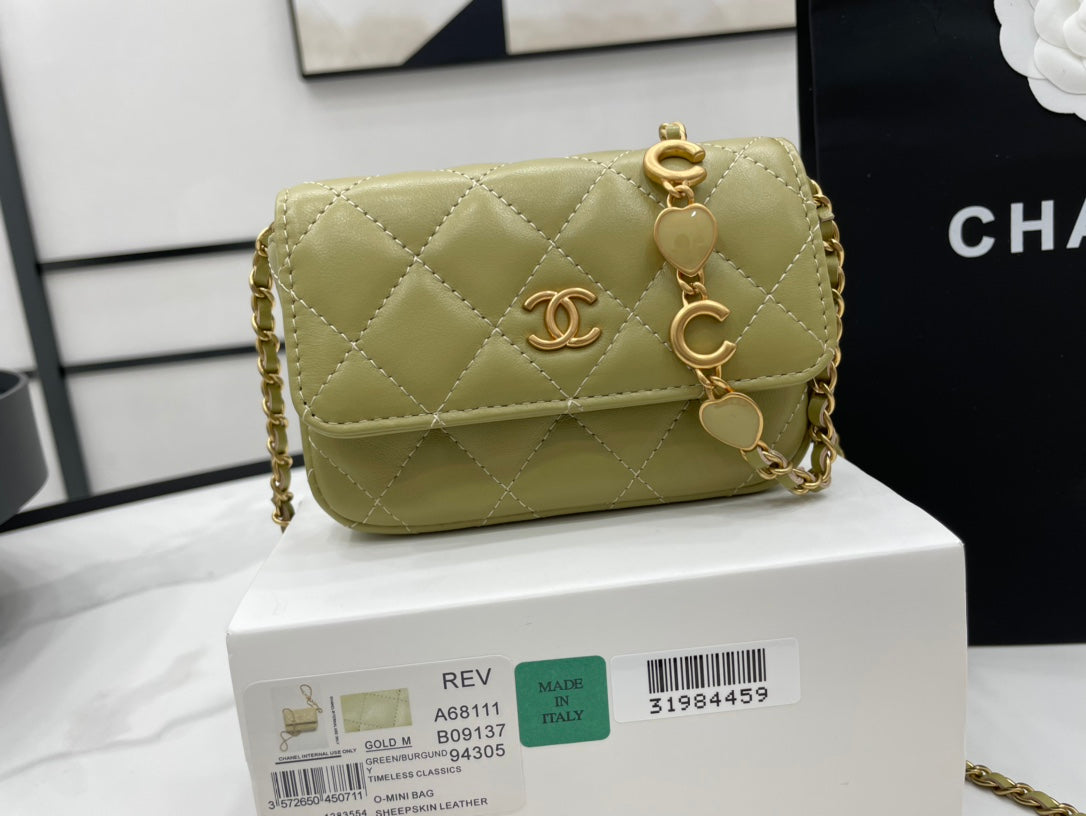 CHL Classic Top Qualitystressed 4.7in Green Travel Bag