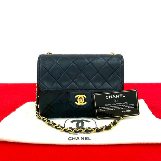 Matelasse Lambskin Shoulder Bag 117